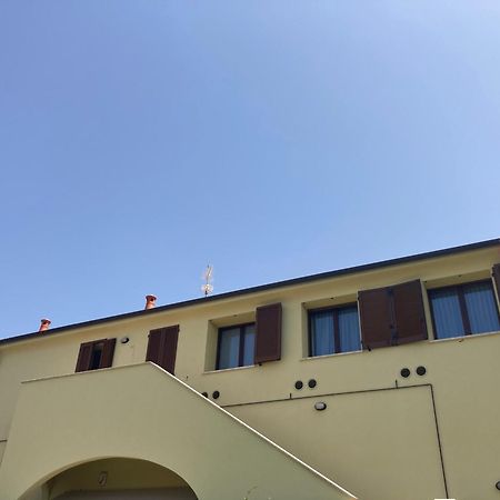 Le Corti Del Sole Residence Venturina Terme Eksteriør billede