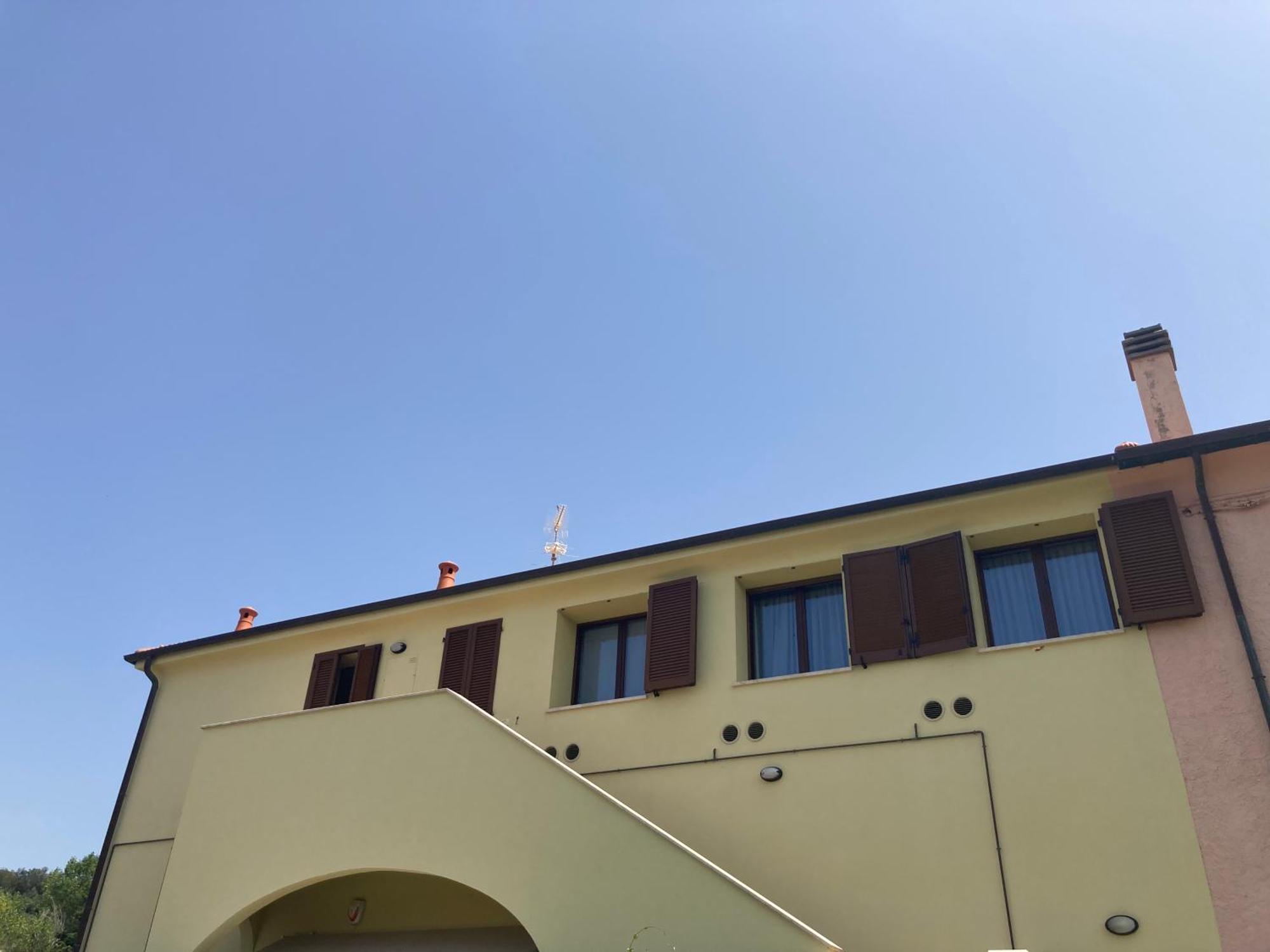 Le Corti Del Sole Residence Venturina Terme Eksteriør billede