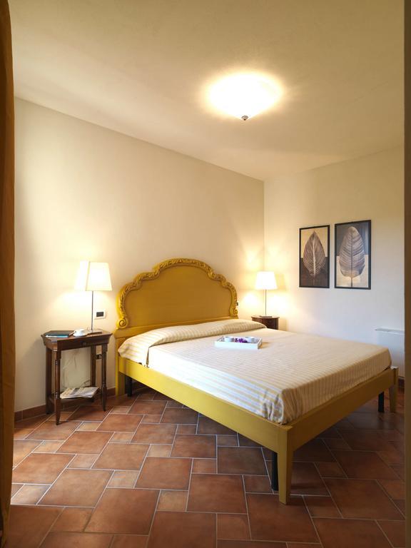 Le Corti Del Sole Residence Venturina Terme Eksteriør billede