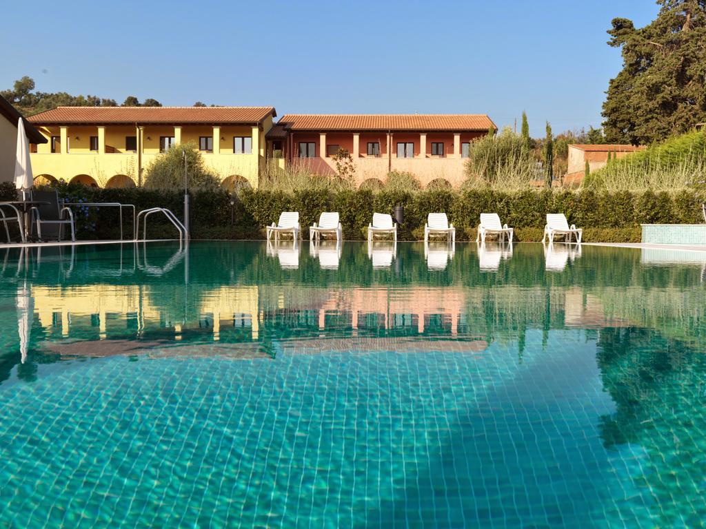 Le Corti Del Sole Residence Venturina Terme Eksteriør billede