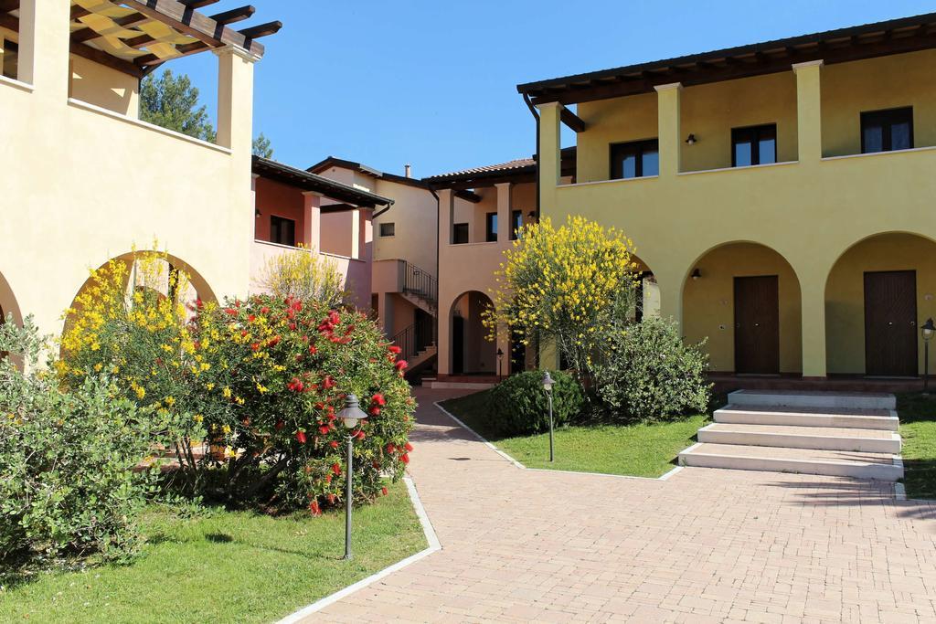 Le Corti Del Sole Residence Venturina Terme Eksteriør billede